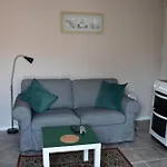 In -mortain Nyaraló