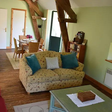 In -mortain * Le Neufbourg