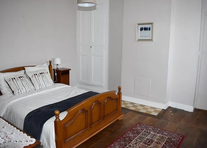 In -mortain Tatil Evi